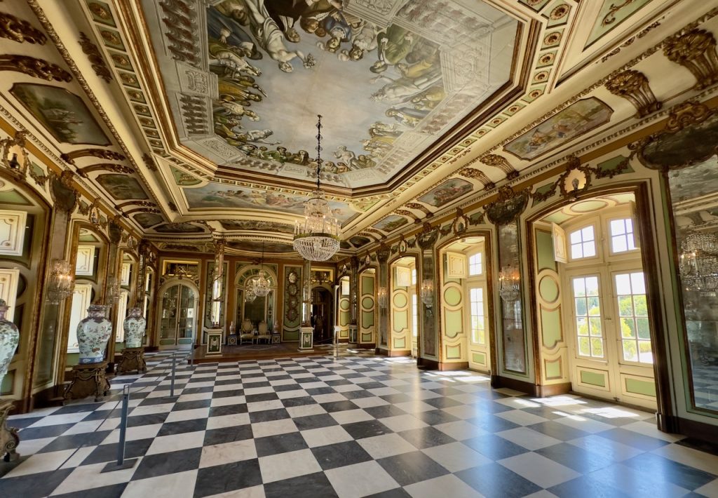 Queluz