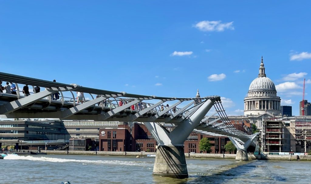 Millennium Bridge
