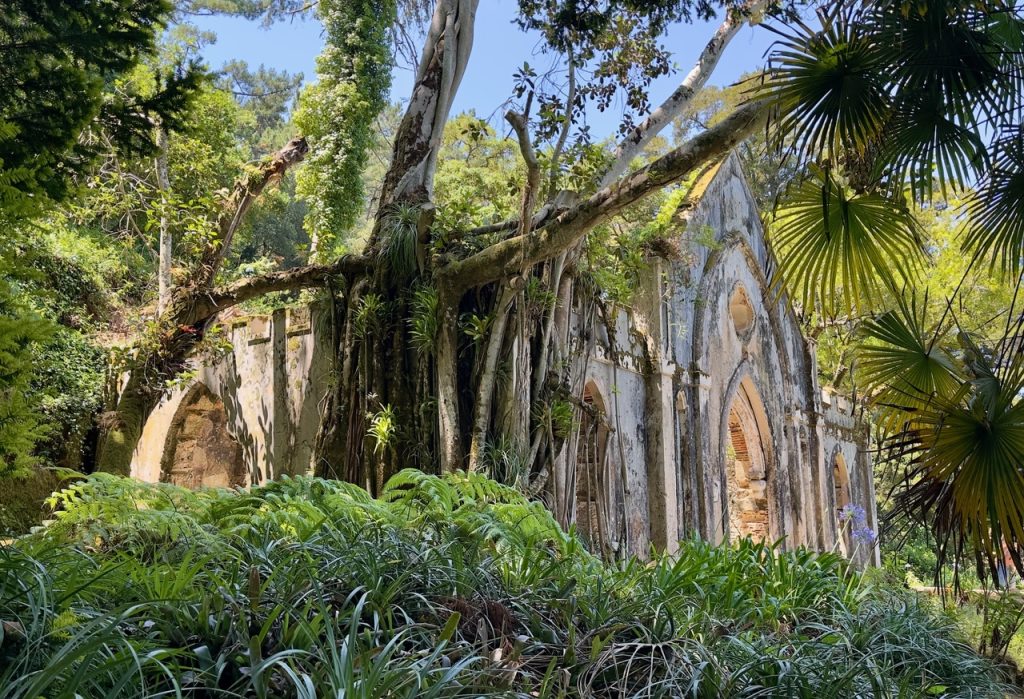 Monserrate ruins