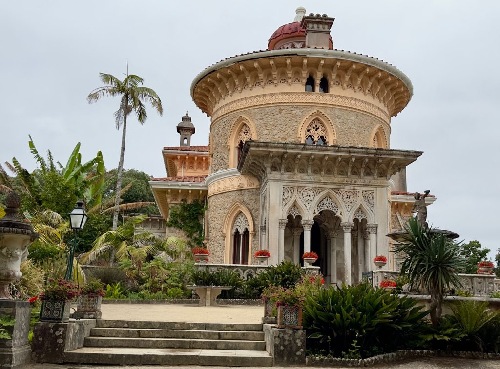 Monserrate front entrance